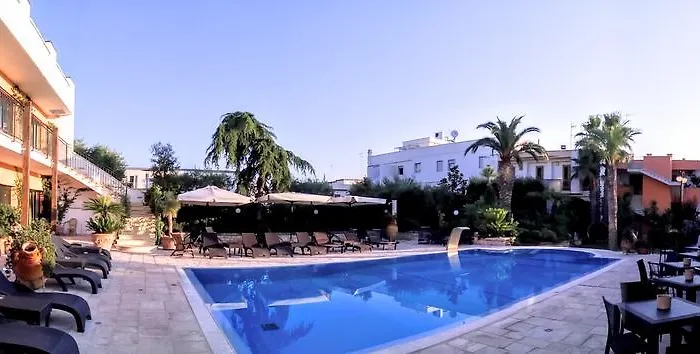 Hotel Cuor Di Puglia 3*